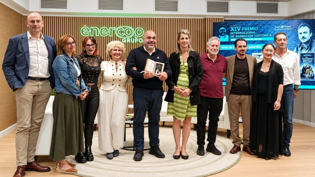 El gomero, Carlos Jesús Pérez Simancas recogió el XIV Premio Internacional de Divulgación Histórica Juan Antonio Cebrián por ‘Troya y la ira de Aquiles’