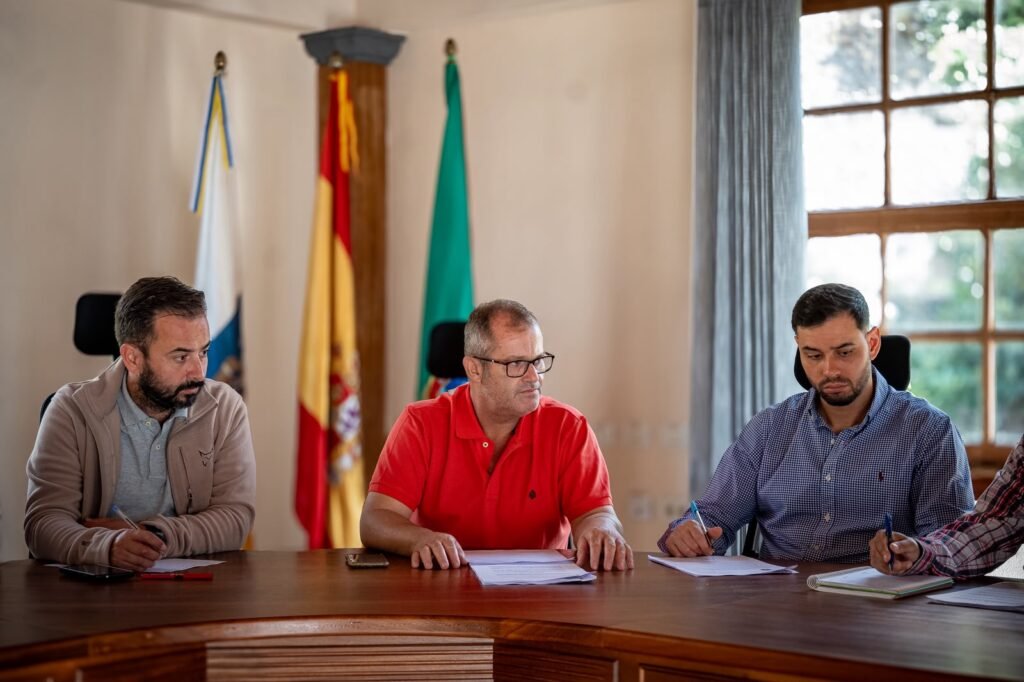 ASG lamenta que la oposición rechace unas ayudas al estudio cuyos requisitos no acudió a debatir