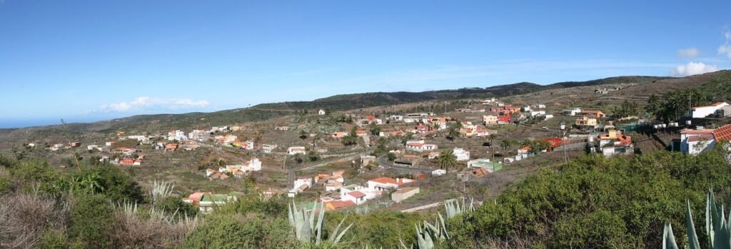 El Ayuntamiento de Vallehermoso recepciona las obras de mejora de los accesos y espacios públicos de El Cercado