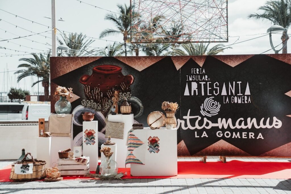 El Cabildo abre el plazo de solicitudes para participar en la Feria Insular de Artesanía ‘Artis Manus’ 2026